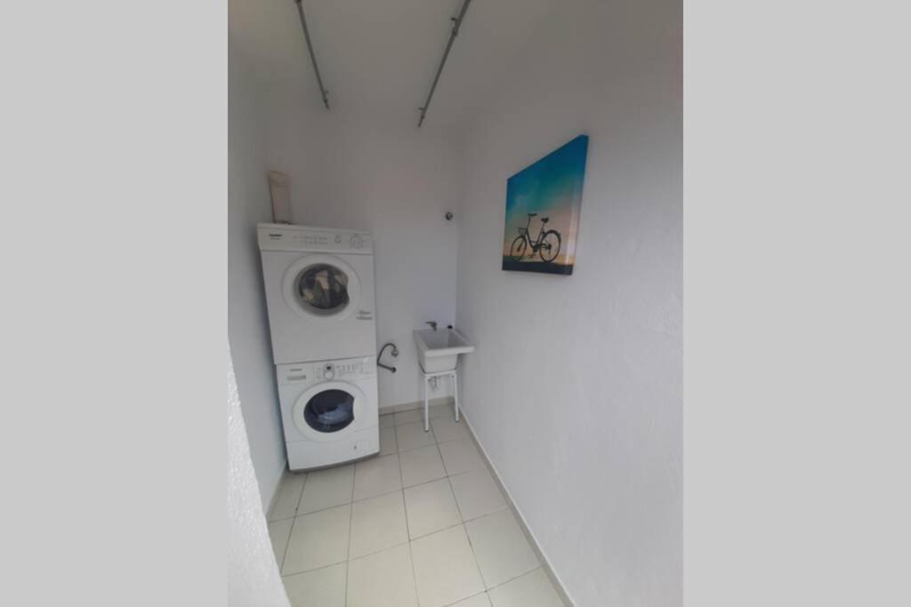 Moderno Timanfaya Appartement *